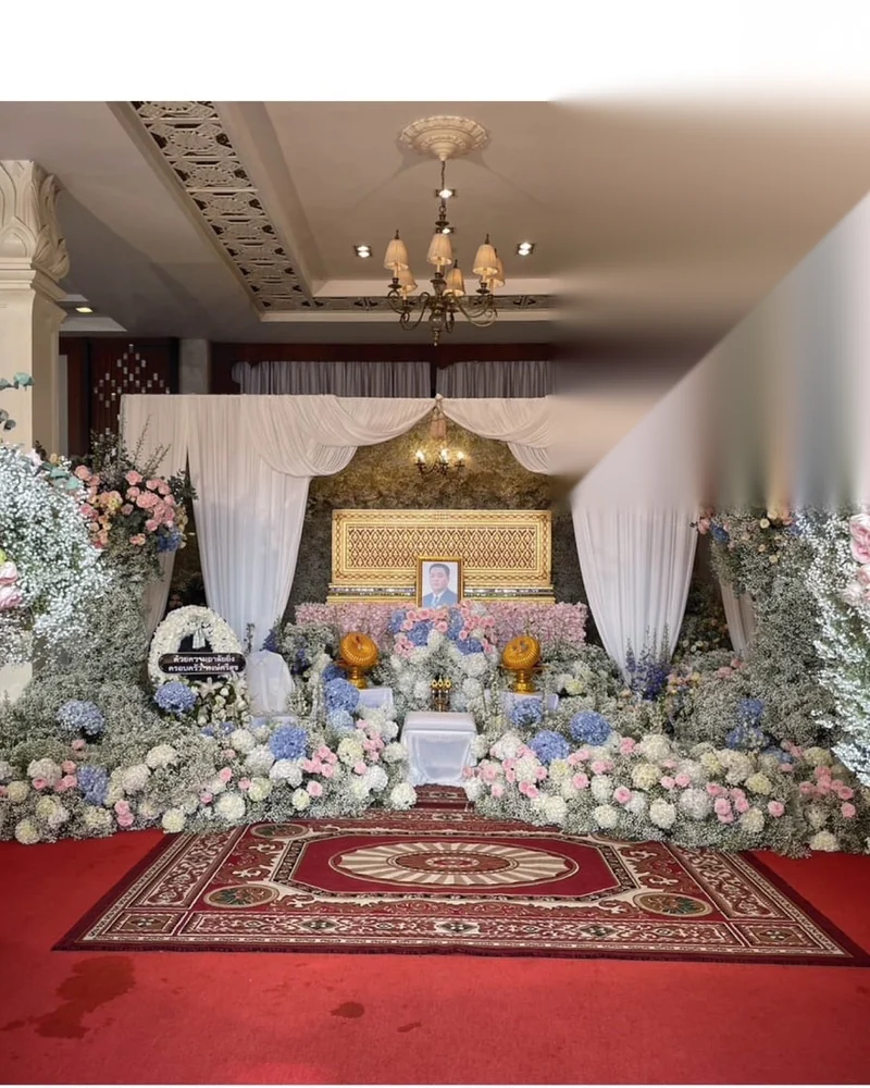 ดอกไม้งานศพ ดอกไม้งานศพ แขวงคลองเตย ริมท่าเรือ ส่งฟรีถึงวัดทั่วกรุงเทพฯ