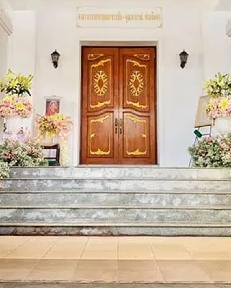 พรีเมียมองค์กร ดอกไม้หน้าเมรุ วัดราชประดิษ ส่งฟรีถึงวัดทั่วกรุงเทพฯ